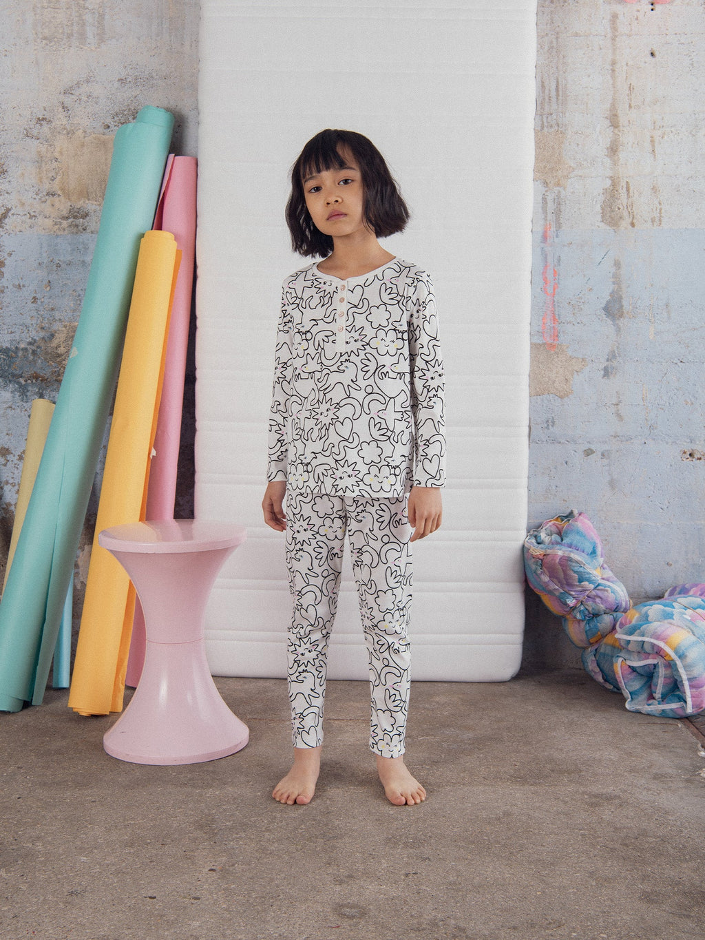Pijama Largo para Niña Estampado Integral DREAM en Crema | Súper cómodo y bonito