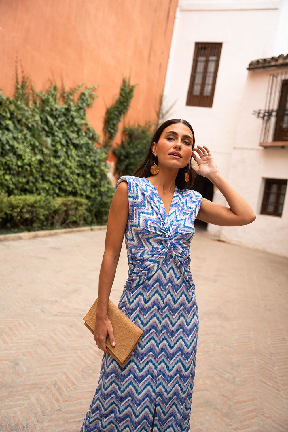 Manilva | El Vestido Perfecto para Brillar en Cualquier Ocasión