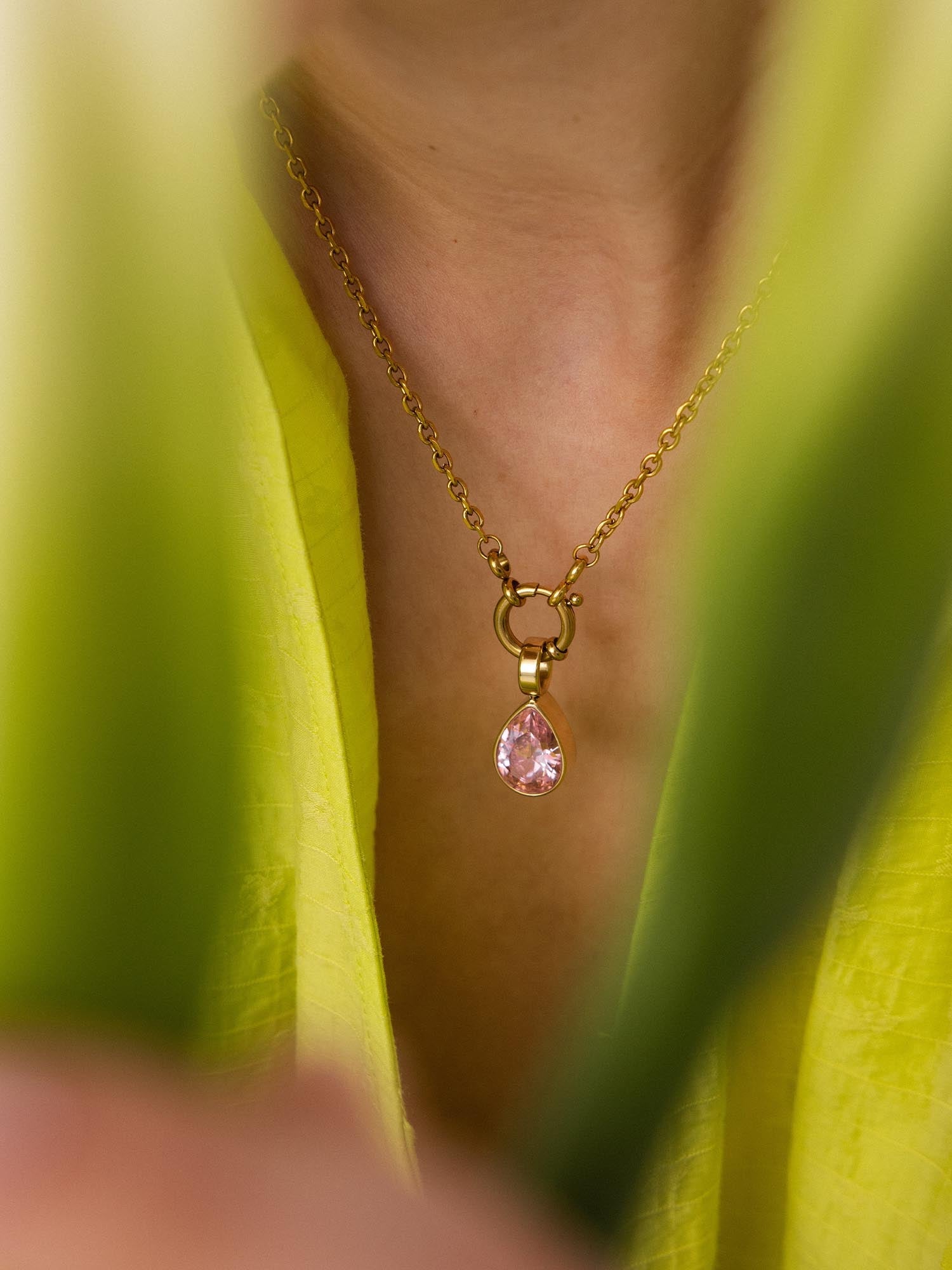 Maikai | Collar con colgante elegante