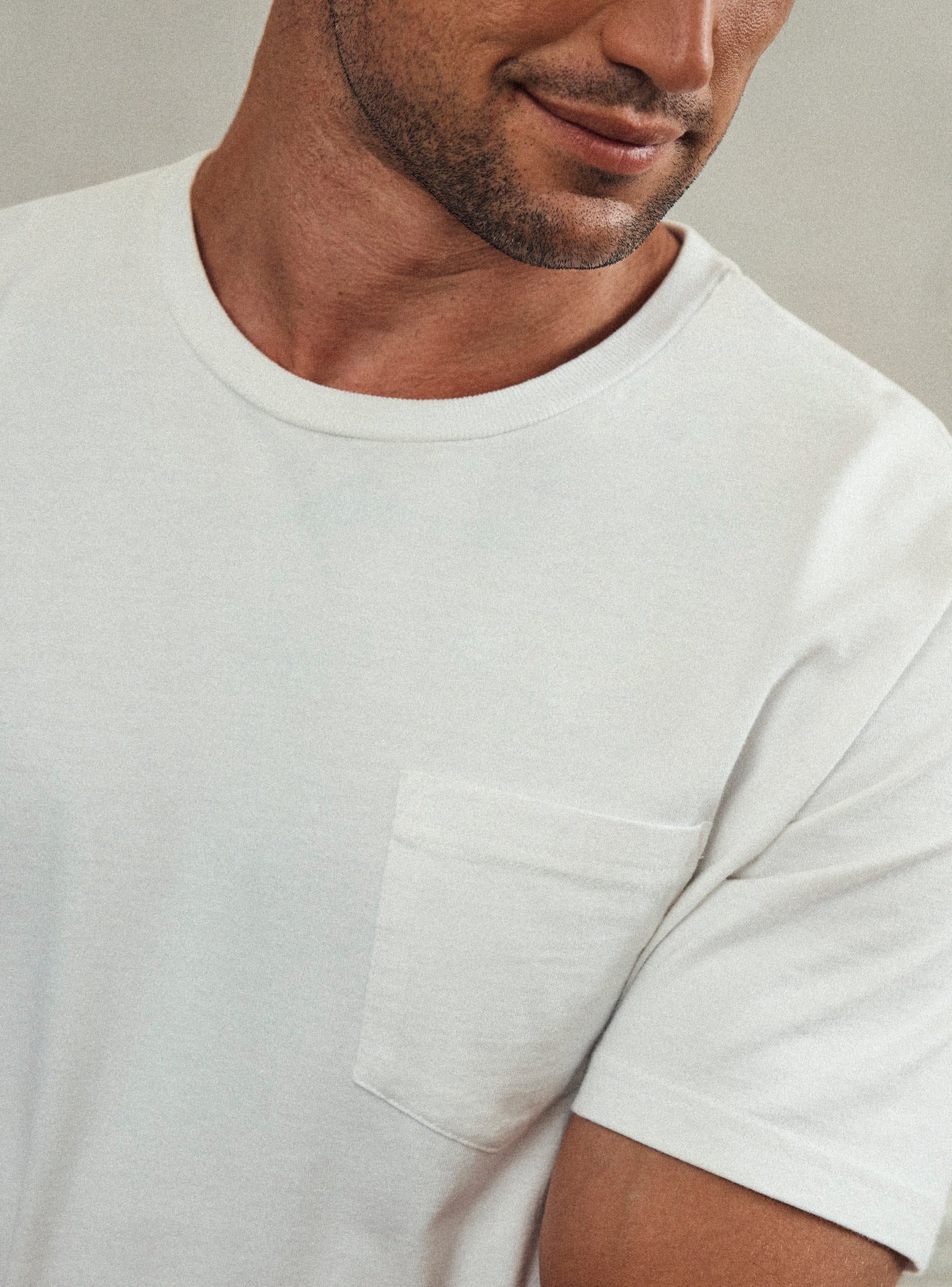 Mitch | Camiseta de Sencillez y Estilo