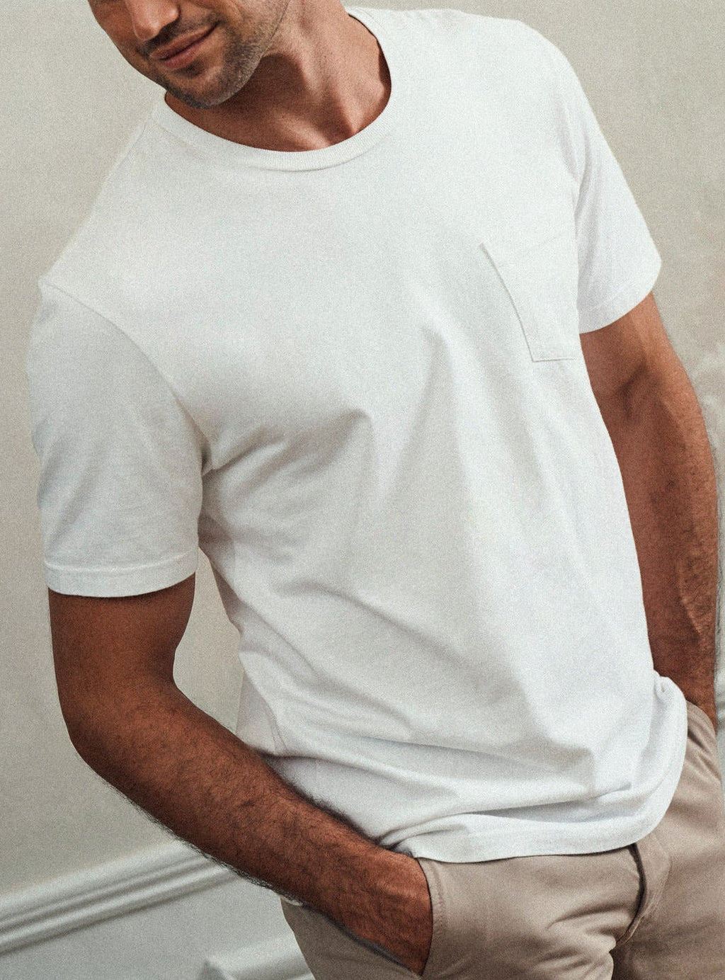Mitch | Camiseta de Sencillez y Estilo