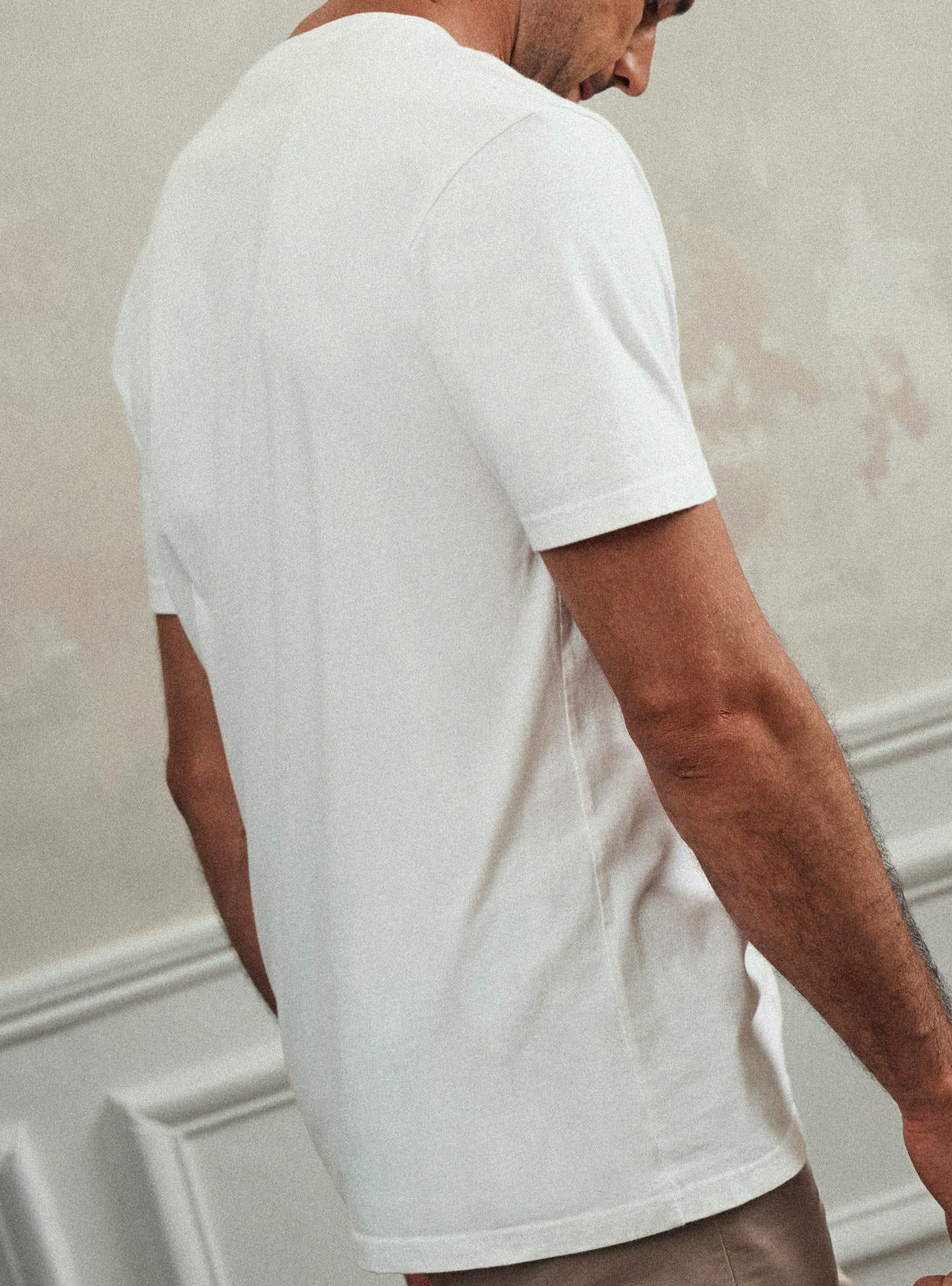 Mitch | Camiseta de Sencillez y Estilo